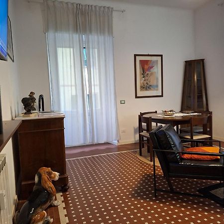 A La Gare Apartment Специя Екстериор снимка
