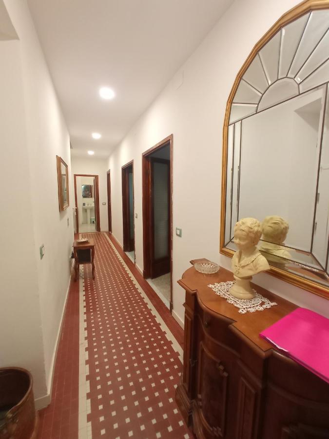 A La Gare Apartment Специя Екстериор снимка